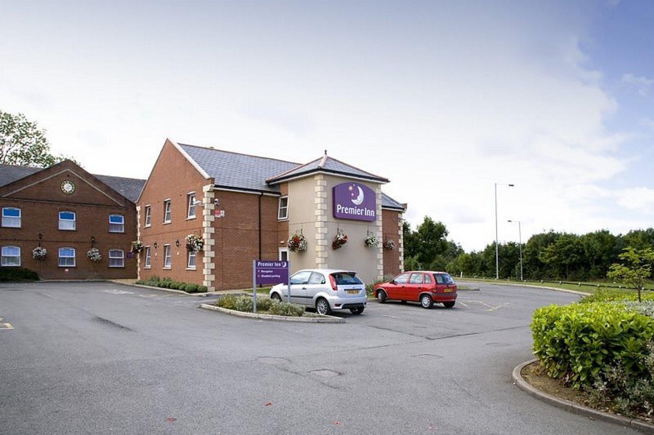 Premier Inn Kettering Exterior foto